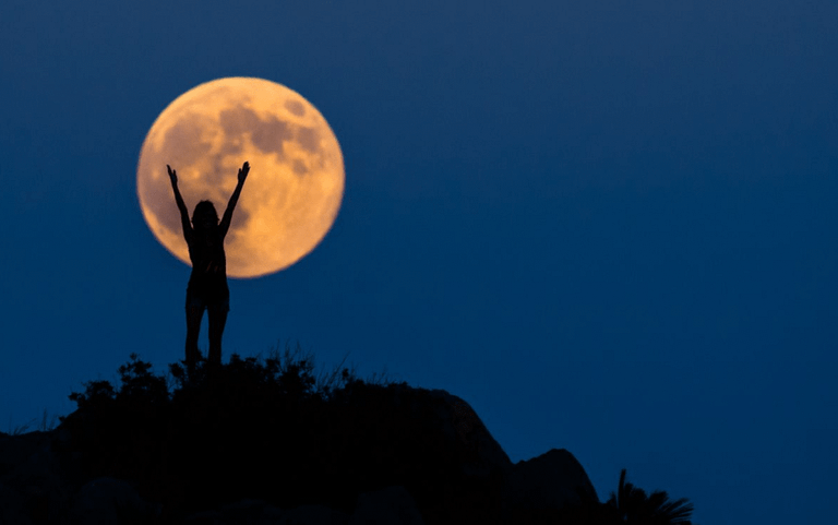 Full Moon In Sagittarius – The Law Of Attraction